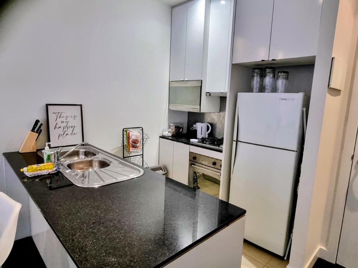 Collins Central 2-Bd Apartment With Pre-Reserve Parking Ville de Ville de Melbourne Extérieur photo